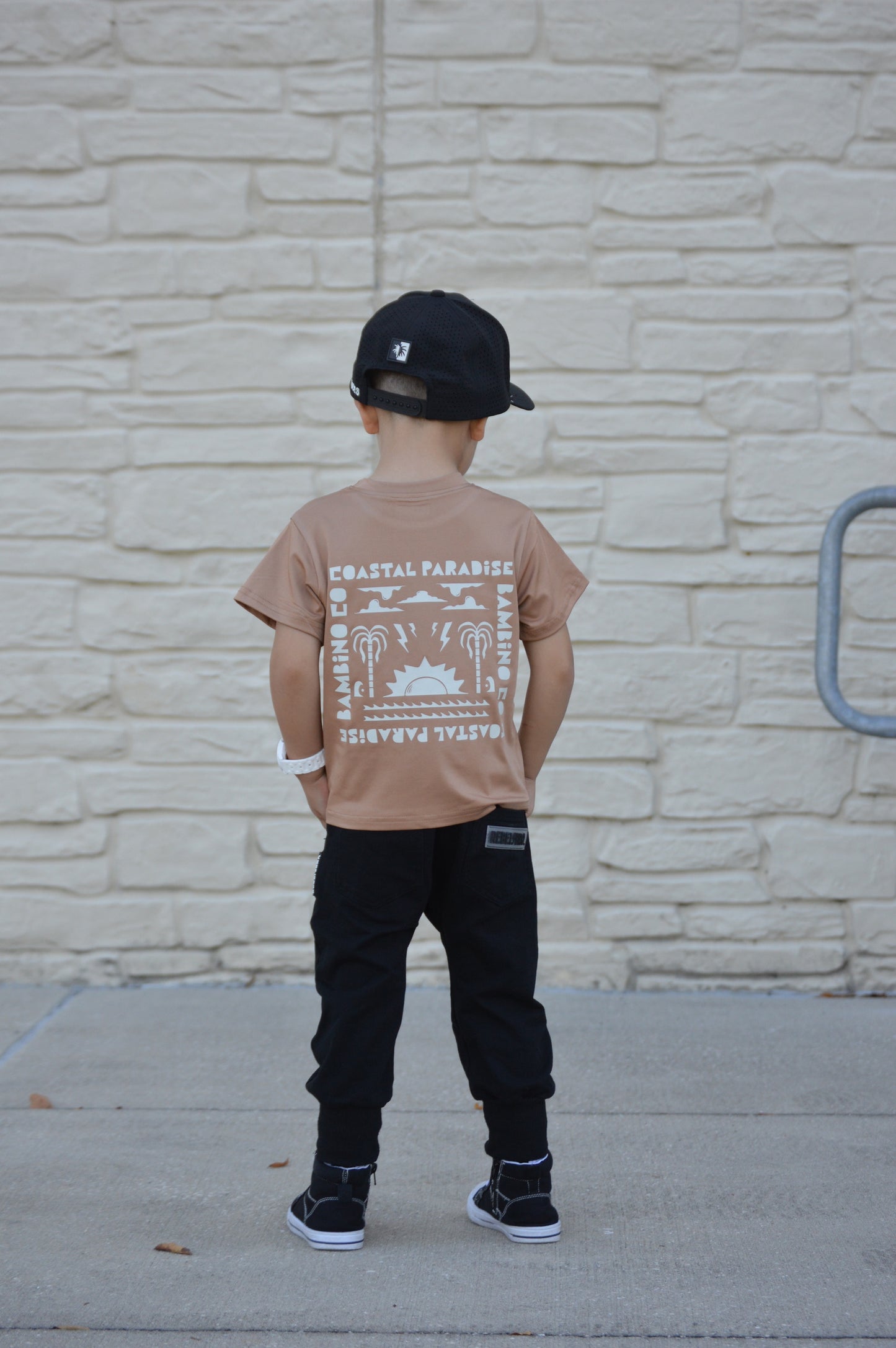 COASTAL PARADISE TEE