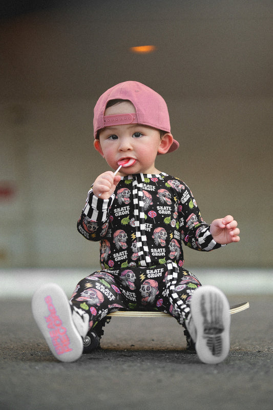SKATE GROM ONESIE