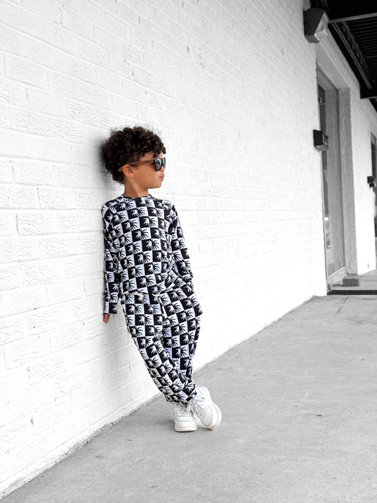 CHECKERED PALM 2 PIECE BAMBOO SET